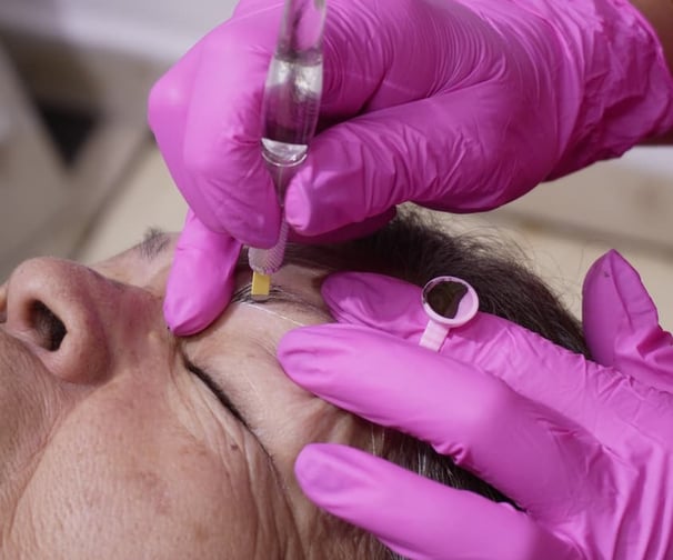 Curso especializado de microblading